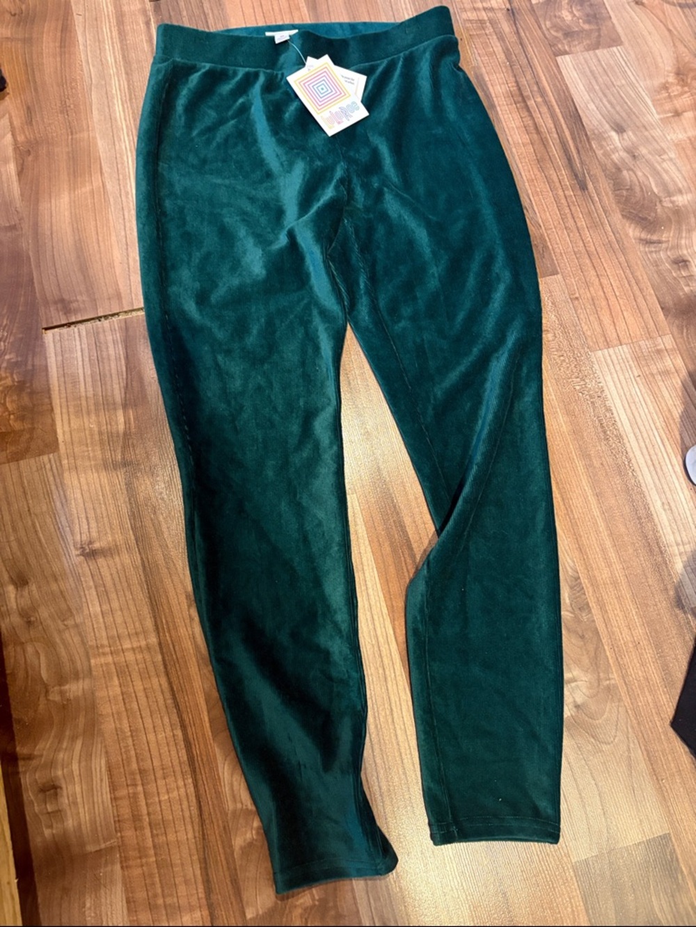NWT Size M Lularoe Skinny Fit Pants Stretch Green Corduroy